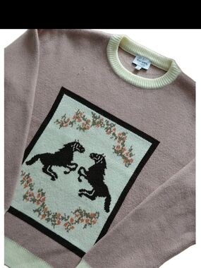 Flat White Los Angeles Duel Horse Equestrian Sweater Tan Brown Cream Small